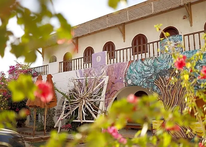 Nook Seaview فندق دهب