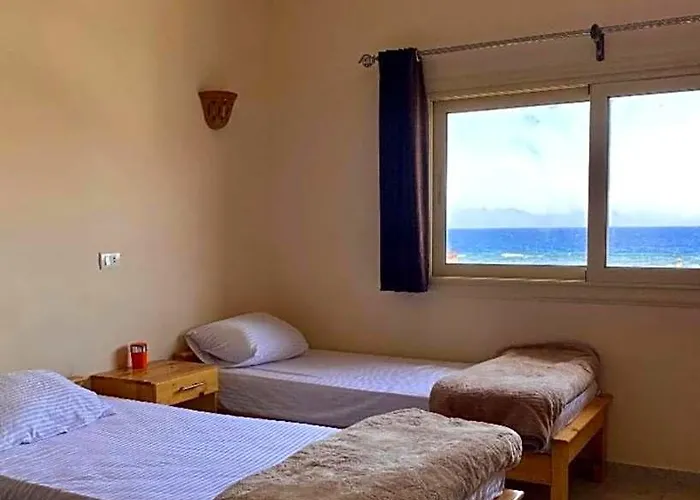 Nook Seaview دهب